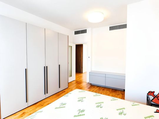Pronájem bytu 3+kk 93 m2 - Фото 1