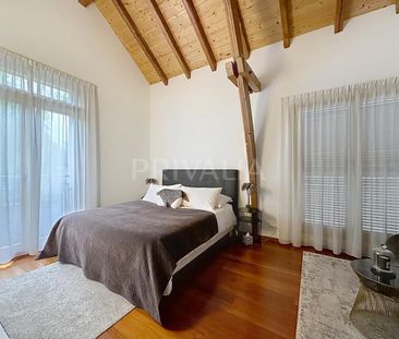 A charming renovated barn set in a green location - Photo 2