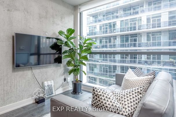 For Lease - 39 Brant Street Unit# 416, Toronto, Ontario - Photo 1