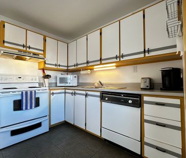 2555 Rue Montgomery, Montréal (Ville-Marie), QC H2K - Photo 6