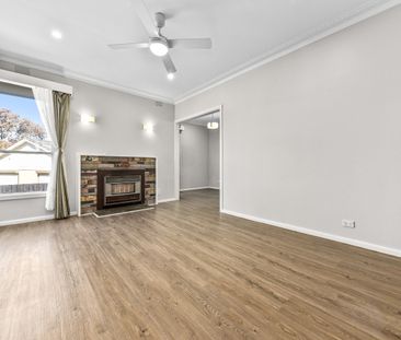 Modern Elegance Meets Easy Living - Photo 6