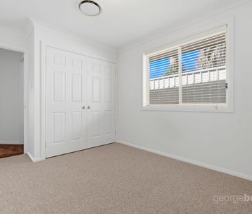 Low Maintenance Villa in Central Location! - Photo 1