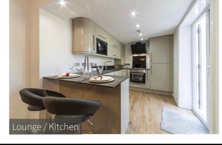 2 Bed Flat, Oval Road, CR0 - Photo 5