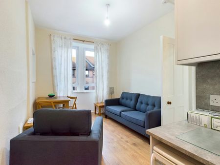 Flat to rent on - Photo 5