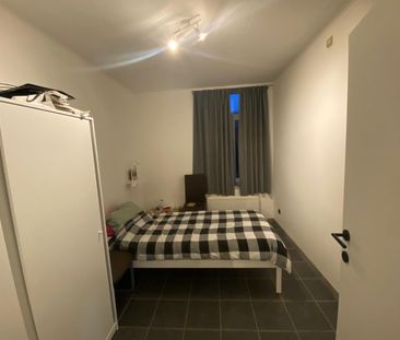 Gelijkvloers opgefrist appartement - Photo 4