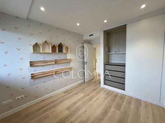 Luxury Apartment for rent in Madrid, Autonomous Region of Madrid - Photo 1