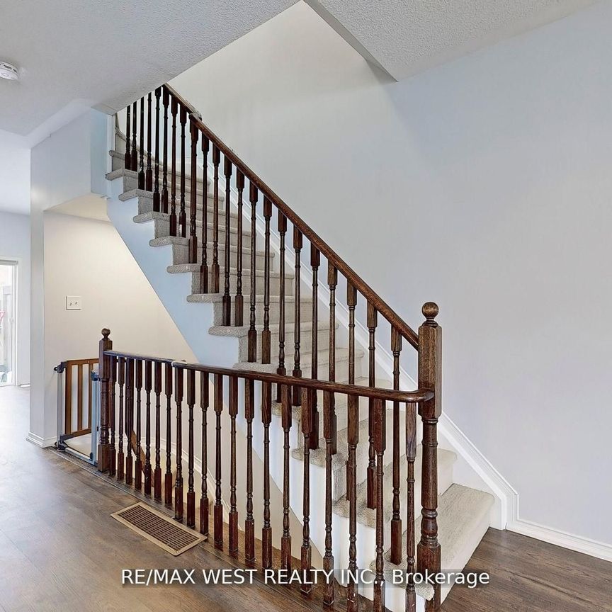 For Lease - 35 Bell Estate Road, Toronto, Ontario - Photo 1