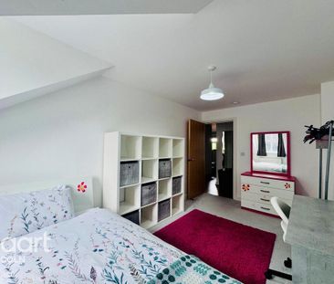 3 bedroom flat to rent - Photo 6