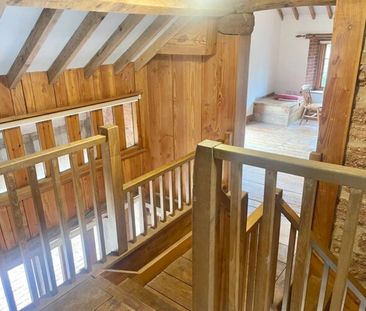 3 bedroom semi detached barn conversion to rent - Photo 6