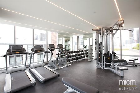 910/53 Batman Street - Photo 4