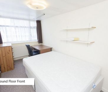 4 bedroom terraced house to rent - Photo 2