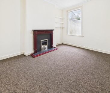 5 bedroom terraced house to rent - Photo 4