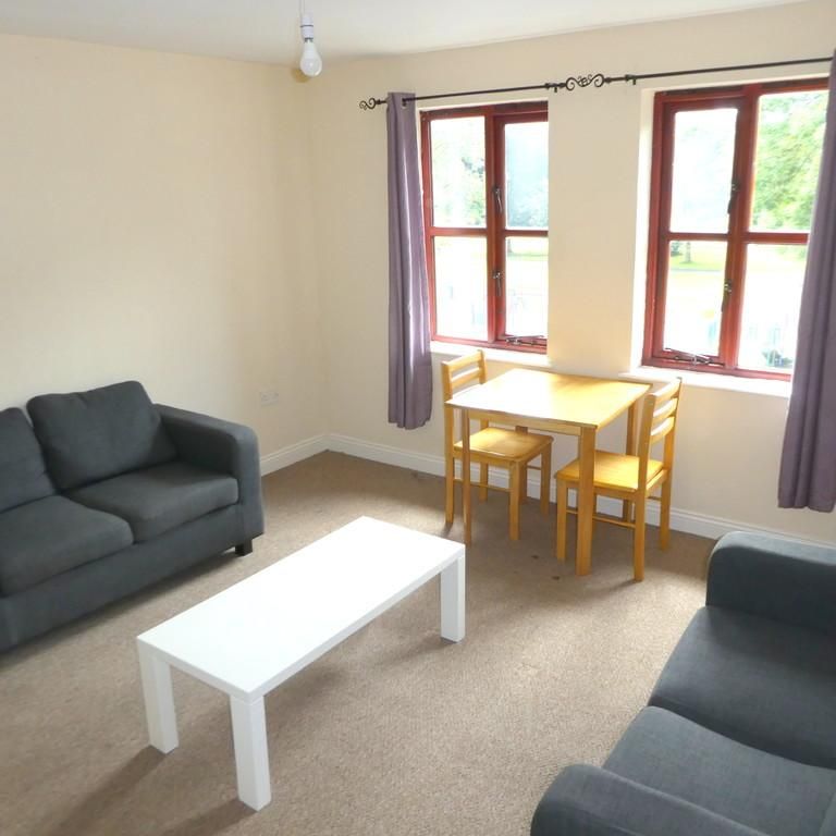 2 bedroom apartment to rent - Photo 1