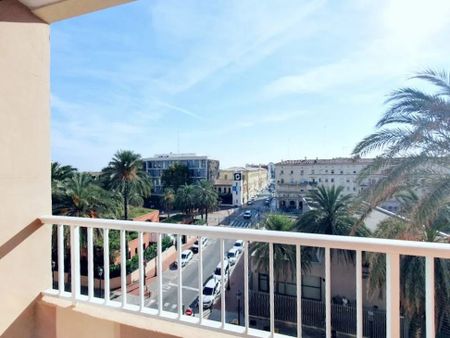 Carrer de la Reina, Valencia, Valencian Community 46011 - Photo 5