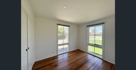 Modern, Low-Maintenance Living in a Quiet Court Location - Photo 3