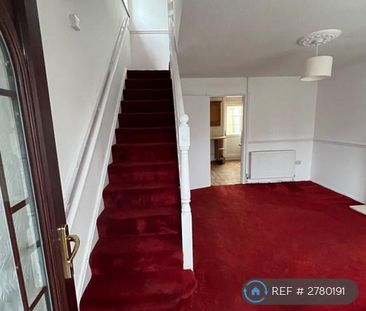 2 bedroom semi-detached house to rent - Photo 6