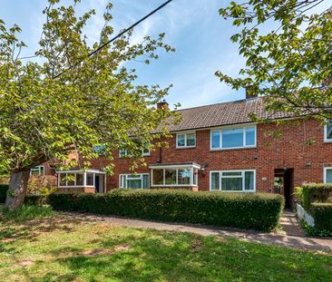 Cherryhurst, Hambledon, Godalming, Surrey, GU8 - Photo 1