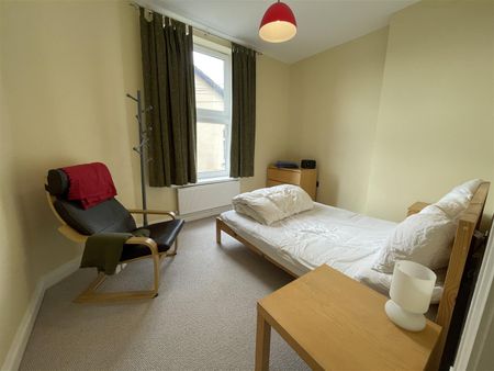 The Old Bakery, Severn Road - Photo 4