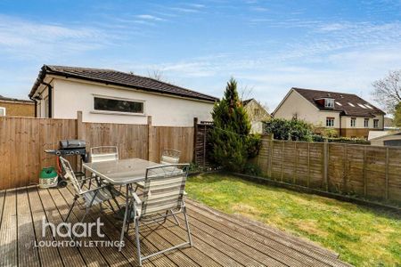 2 bedroom maisonette to rent - Photo 5