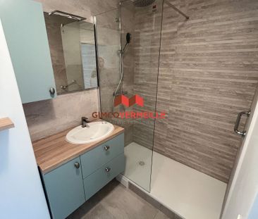 Location Appartement 2 pièces 46m² - Photo 5