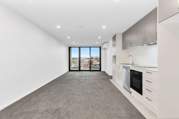 Location. Amenities. Waterside living. - Photo 1