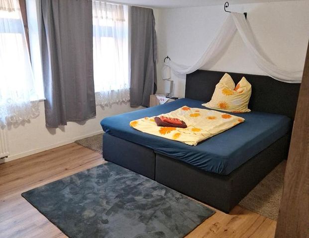 Möblierte DG-Wohnung WG-geeignet - Foto 1