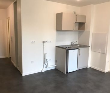 Location Appartement 2 pièces 47m² FRESNES 94260 - Photo 4