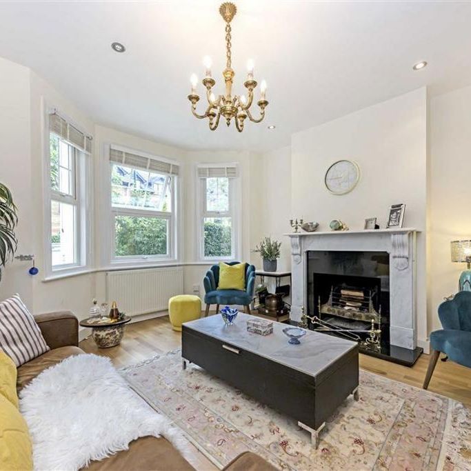 5 bedroom semi-detached house to rent - Photo 1