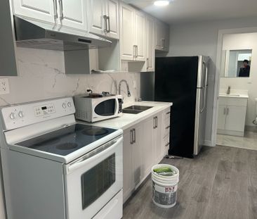 For Lease - 3 Simcoe Street Unit# Unit 3, Oshawa, Ontario - Photo 2