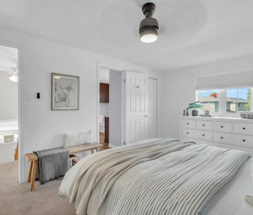 For Lease - 71 Waxwing Crescent, Guelph, Ontario - Photo 2