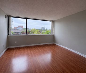 For Lease - 2200 Sherobee Road Unit# 204, Mississauga, Ontario - Photo 3