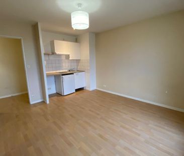 Location Appartement 2 pièces 34m² CHATEAUBRIANT 44110 - Photo 2