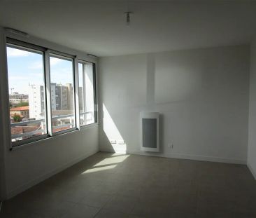 Location appartement 1 pièce - 28m² à Toulouse (31300) - Photo 2