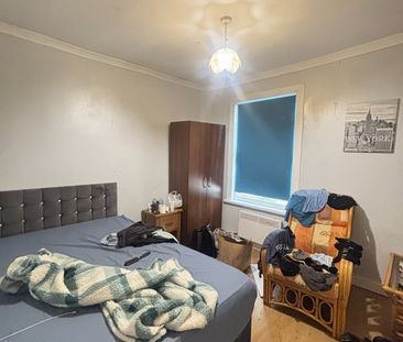 Room in a Shared House, Cromwell Road, LU3 - Photo 1