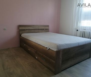 Pronájem bytu 3+1 70 m², Benešov - Fotografie 1