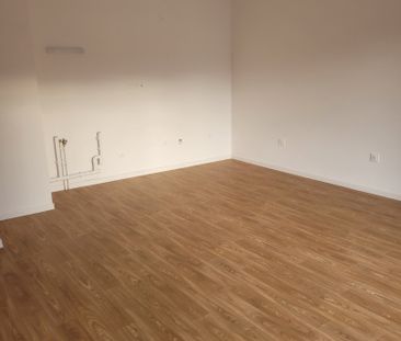 Location Appartement 2 pièces 42m² ST SAULVE 59880 - Photo 4