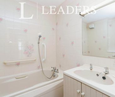 1 bedroom flat to rent - Photo 6