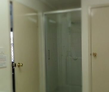 Partly furnished apartment - Photo 1