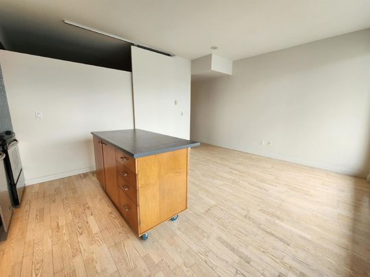 383 Cumberland Street - 802 - Photo 1