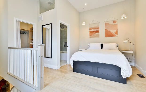 For Lease - 994 Dundas Street Unit# 1, Toronto, Ontario - Photo 1