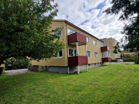 Drottninggatan, Motala - Photo 4