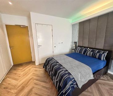 Studio to rent - Photo 4