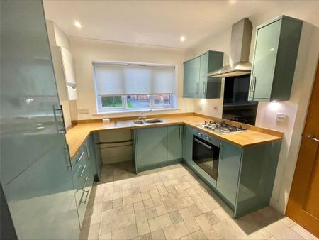 3 bedroom semi-detached house to rent - Photo 5