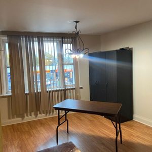 For Lease - 10084 Yonge Street Unit# 1, Richmond Hill, Ontario - Photo 2