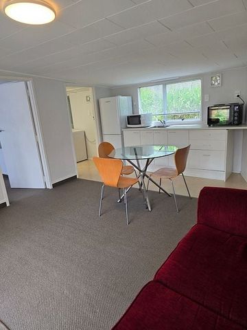 Butterfly Cottage - 1 bedroom with own Garage - Photo 2