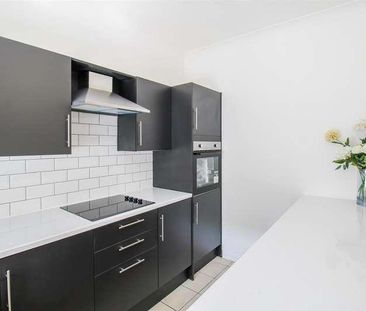 Dalefield Avenue, Normanton, WF6 - Photo 6