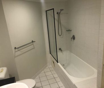 WEST END LIFESTYLE AWAITS - Photo 4