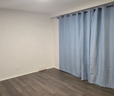 For Lease - 55 Bishop Avenue Unit# Main, Toronto, Ontario - Photo 6