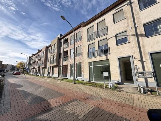 Appartement te huur - Photo 1