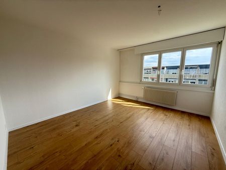 4.5 Zimmer, 98 m², 3. Stock - Photo 4